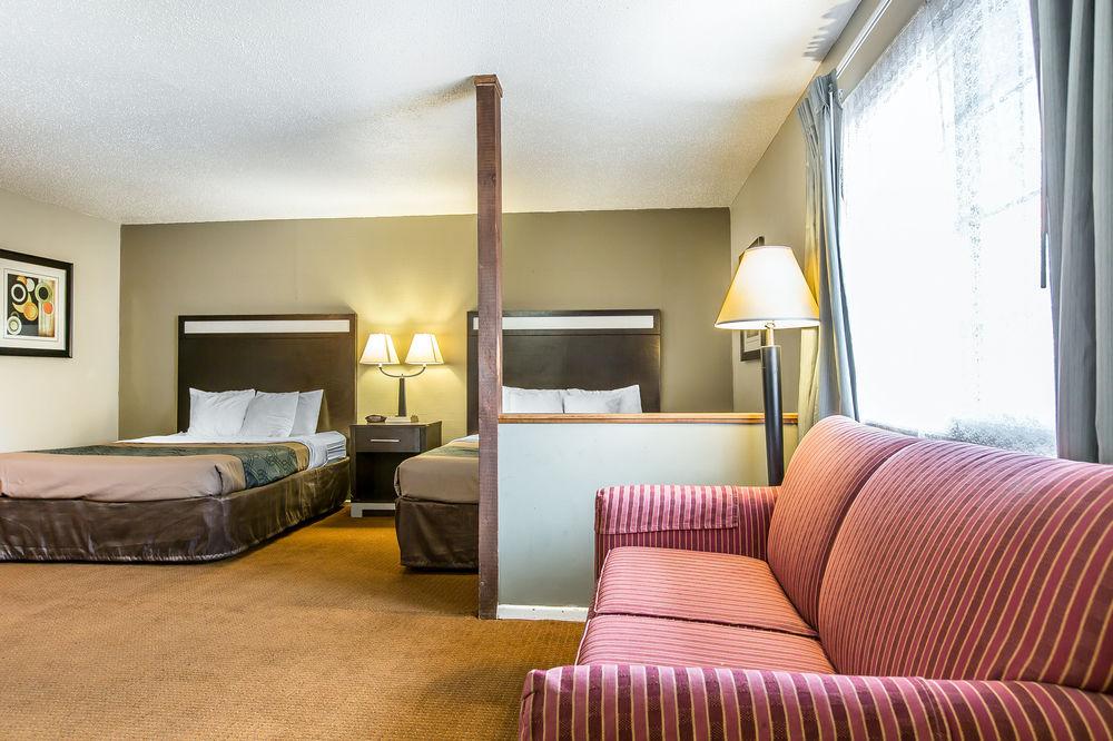 Econo Lodge Inn & Suites Yreka Exteriör bild